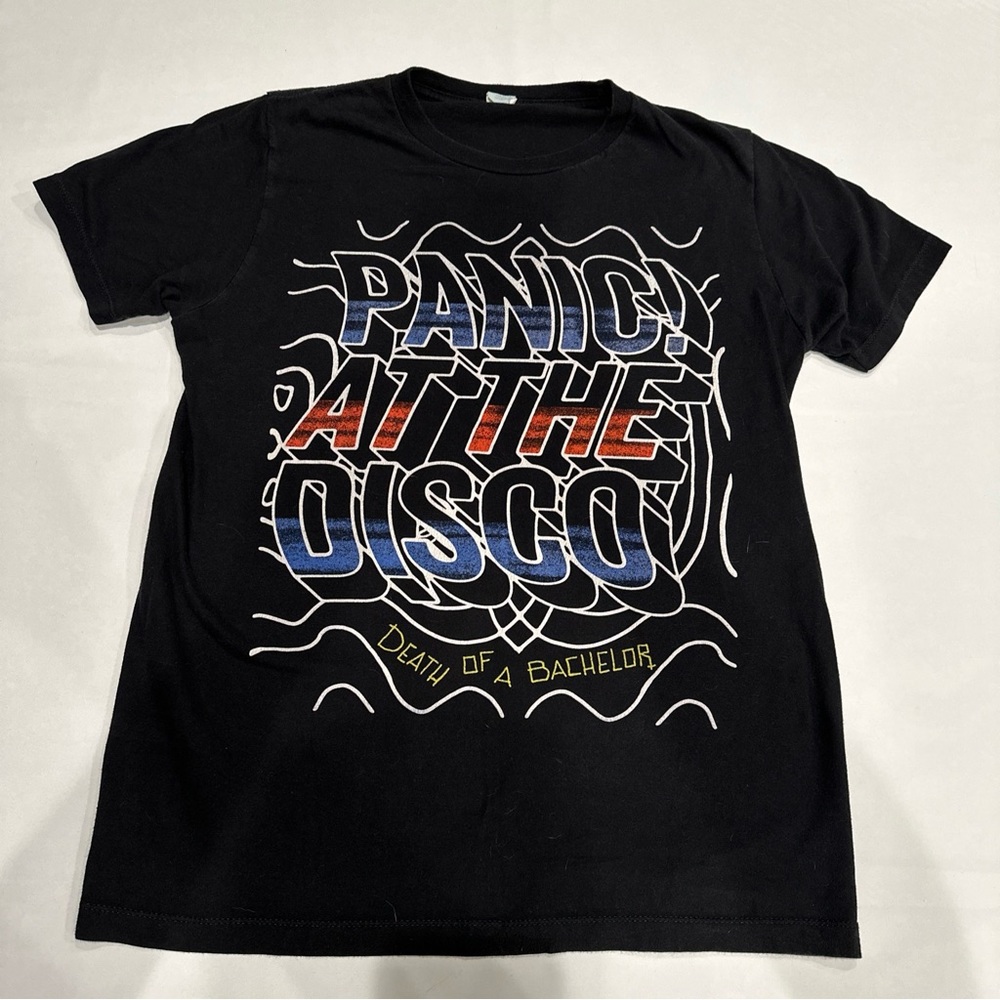Panic at the Disco Death Of A Bachelor Concert Tee Band Merch T-Shirt MEDIUM